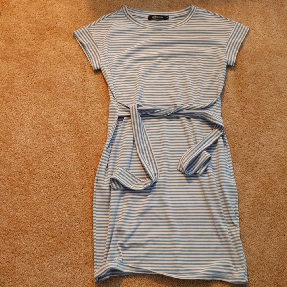 NWOT Merokeety Small Tie Dress